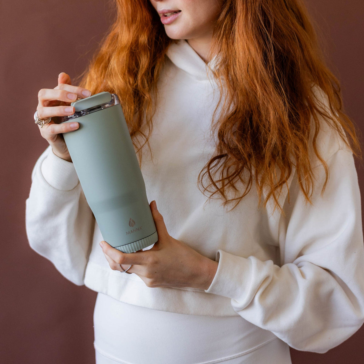 30-oz-groove-tumbler-d2 4Manna_Website_Lifestyles-17.jpg