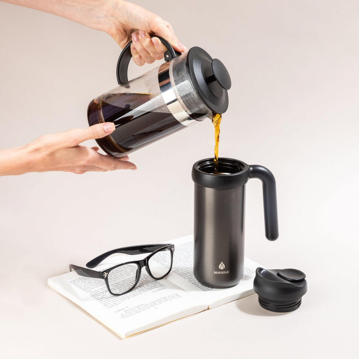16-oz-mocha-travel-mug-o3 MAN_Website_Mocha_L_03.jpg